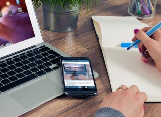 Czy pracodawcą widzi że mam działalność?